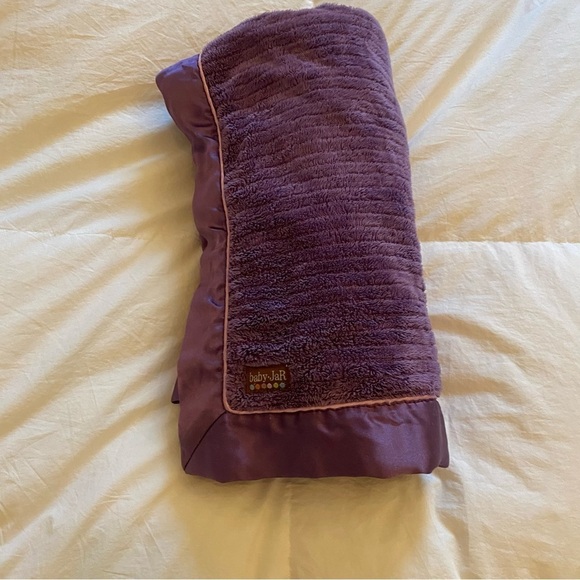 Baby Girl Plush Blanket - Picture 1 of 11